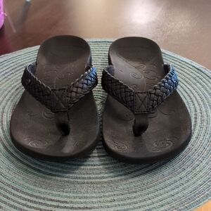 Stylish Black Braided Flip Flops